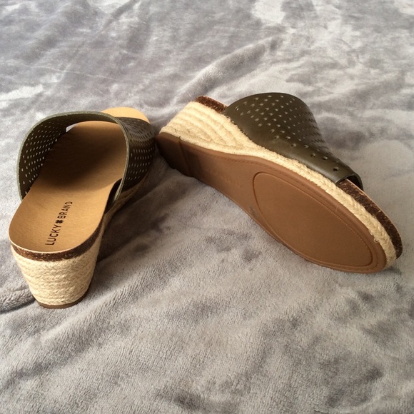 NIB Lucky Brand Jemya Wedge Sandals - Picture 4 of 4